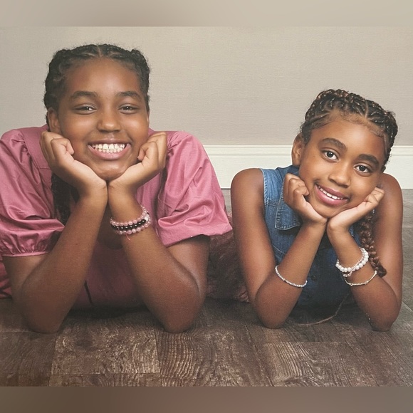 Meet the Posher: Reigning Accessories, LLC - Picture 1 of 4